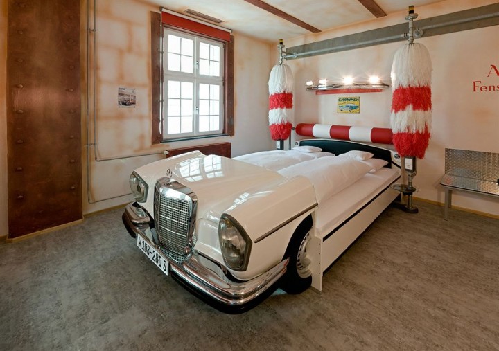 Beds That Are Almost Too Amazing To Sleep In-11