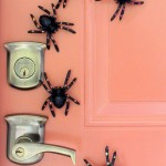 12 Easy To Make DIY Decorations For This Halloween