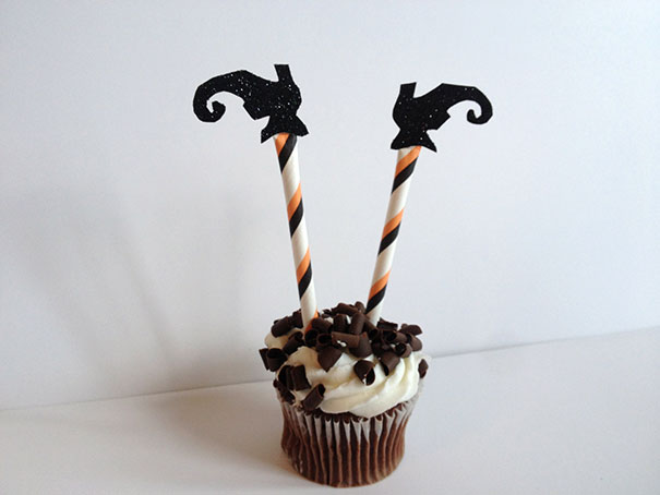 Spooky Halloween Cupcakes That Is Suspiciously Delicious-03