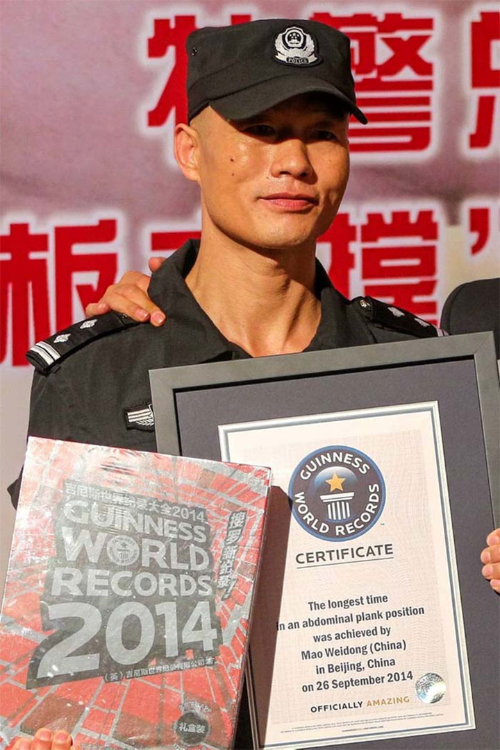 This Man Set A World Record By Being Still For Few Hours