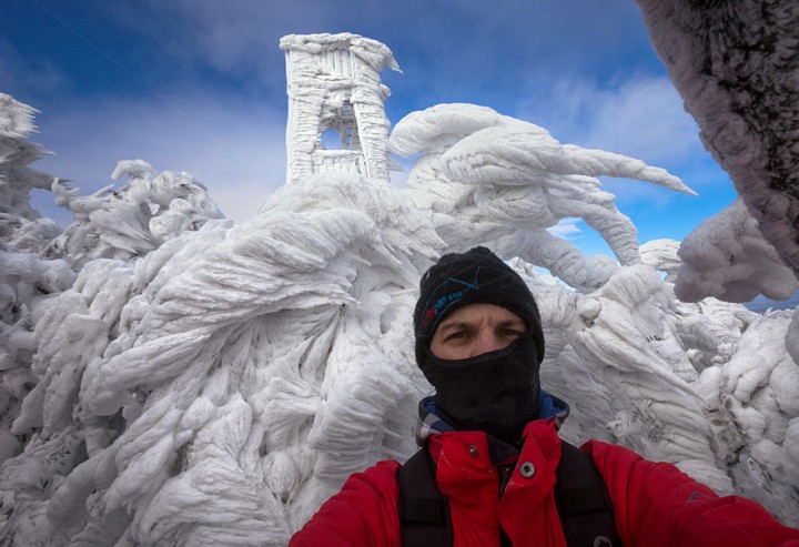 Extreme Weather Turned This Mountain Into A Magnificent Piece Of Art-08