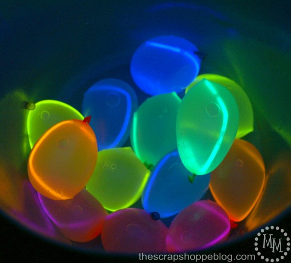 Magical Glow-In-The-Dark DIY Projects-09