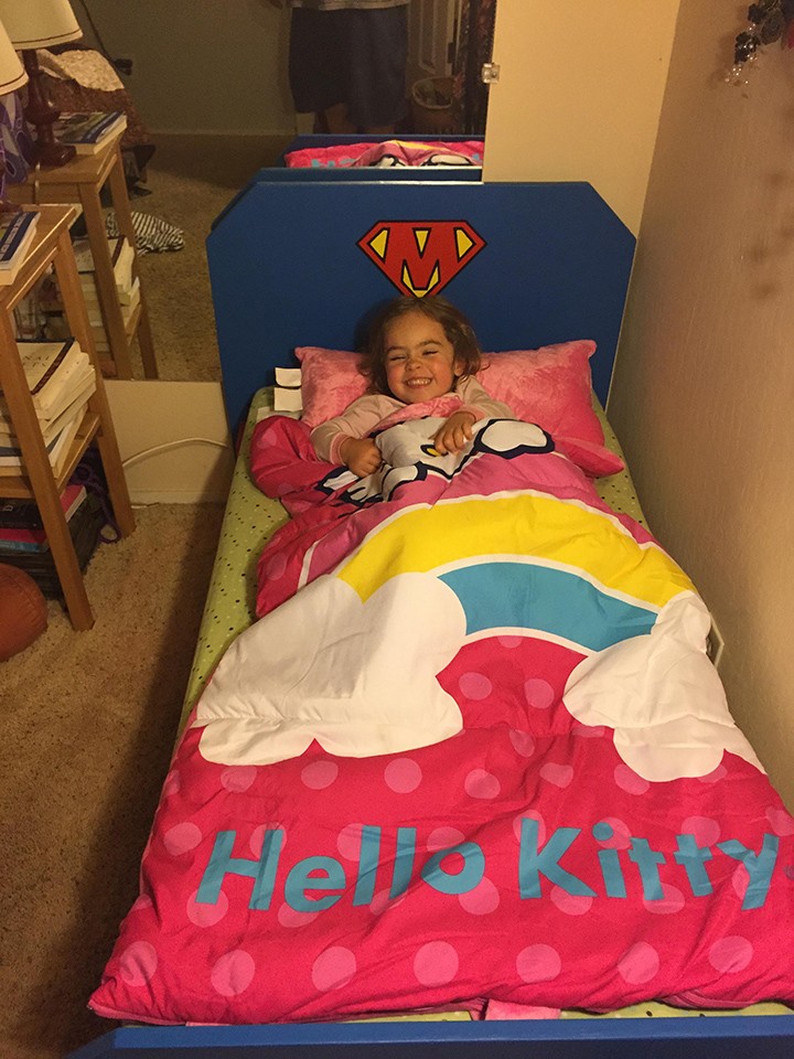 This Father Built A Superhero Bed For His Daughter-10